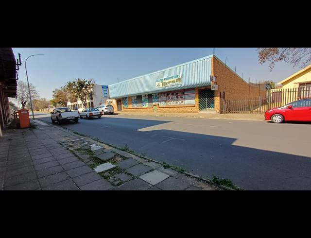 600M² BUILDING FOR SALE IN BRAKPAN CENTRAL